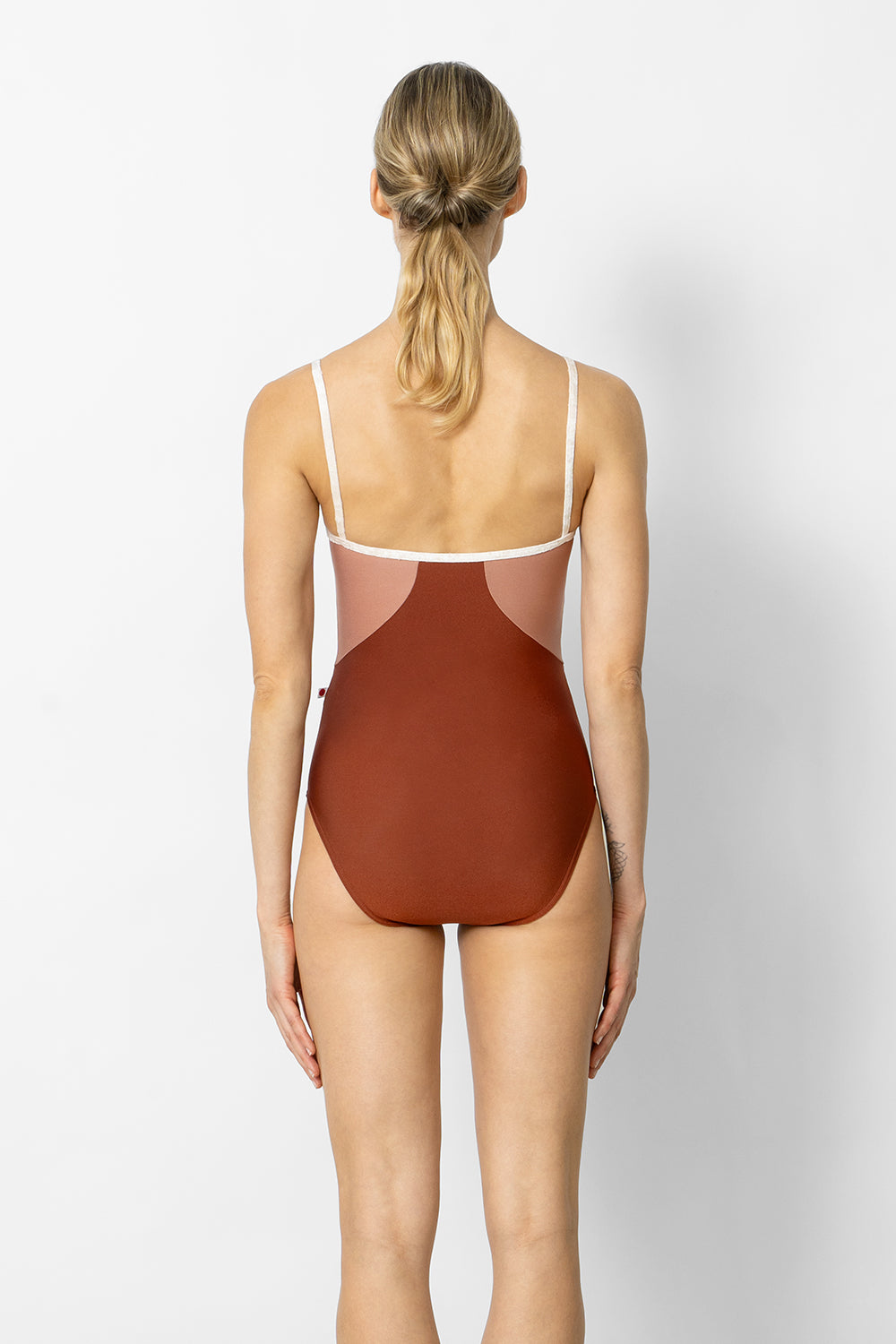 Amanda leotard in N-Bronze body color with N-Rosewood top color and CV-Misty Rose trim color